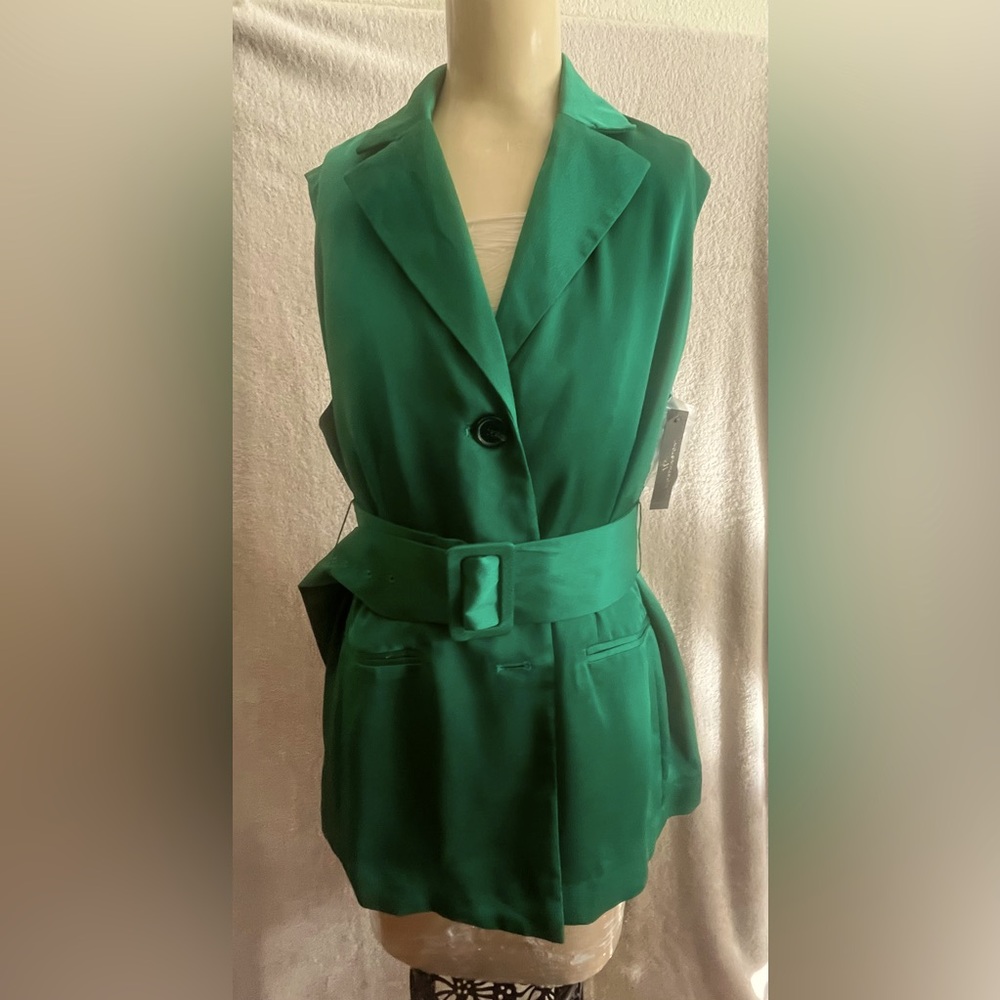 Worthington Vibrant Green  vest